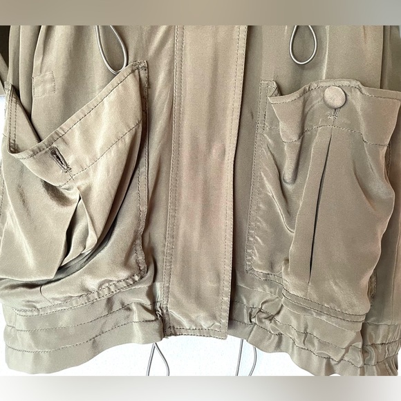 Club Monaco 100% silk jacket - Picture 6 of 10